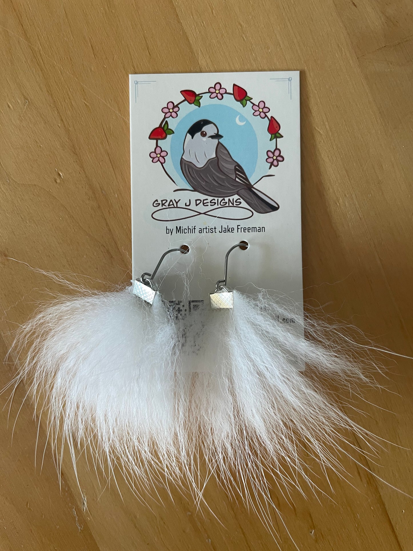 Arctic fox dangles