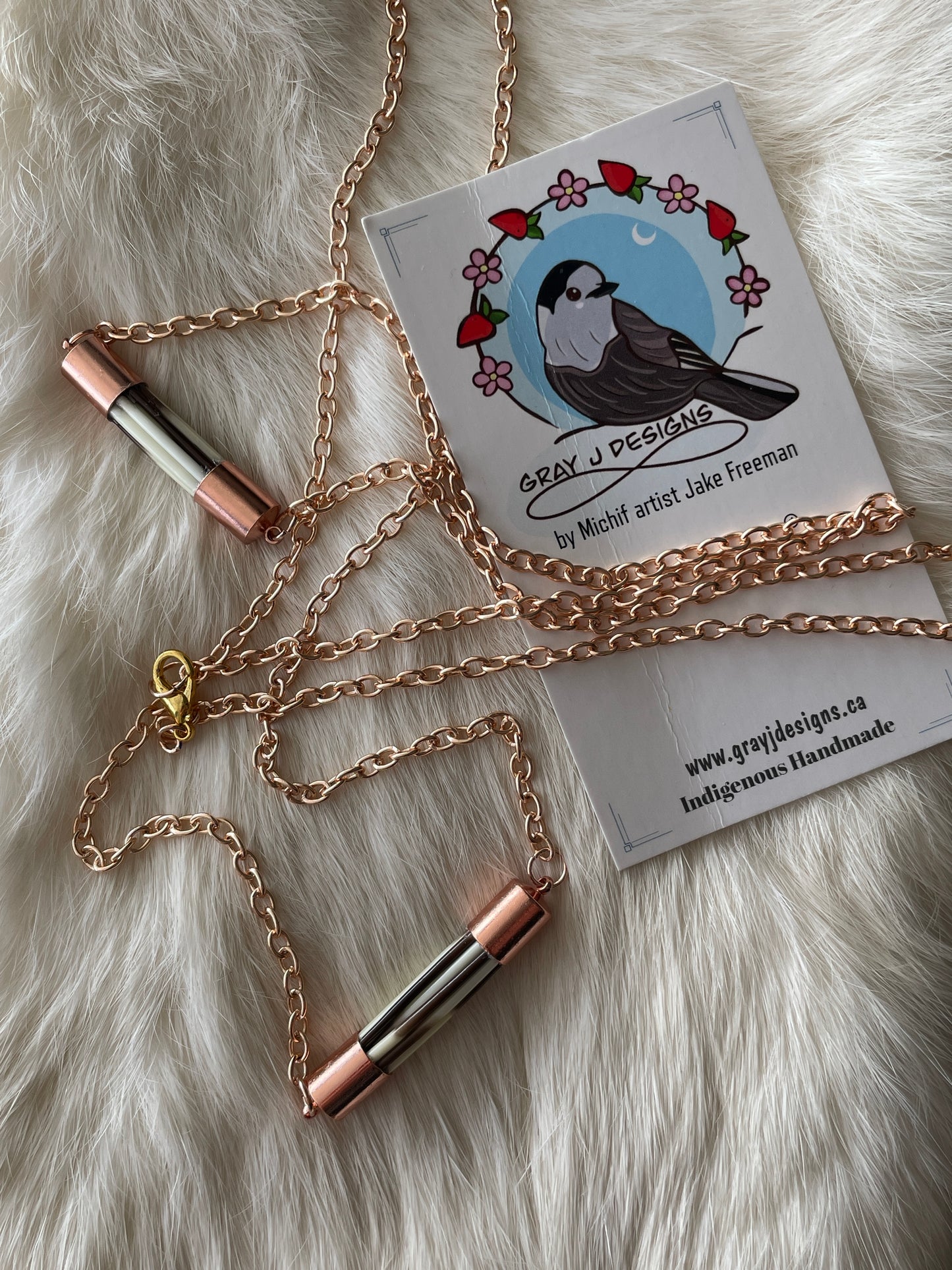 Quill pendant