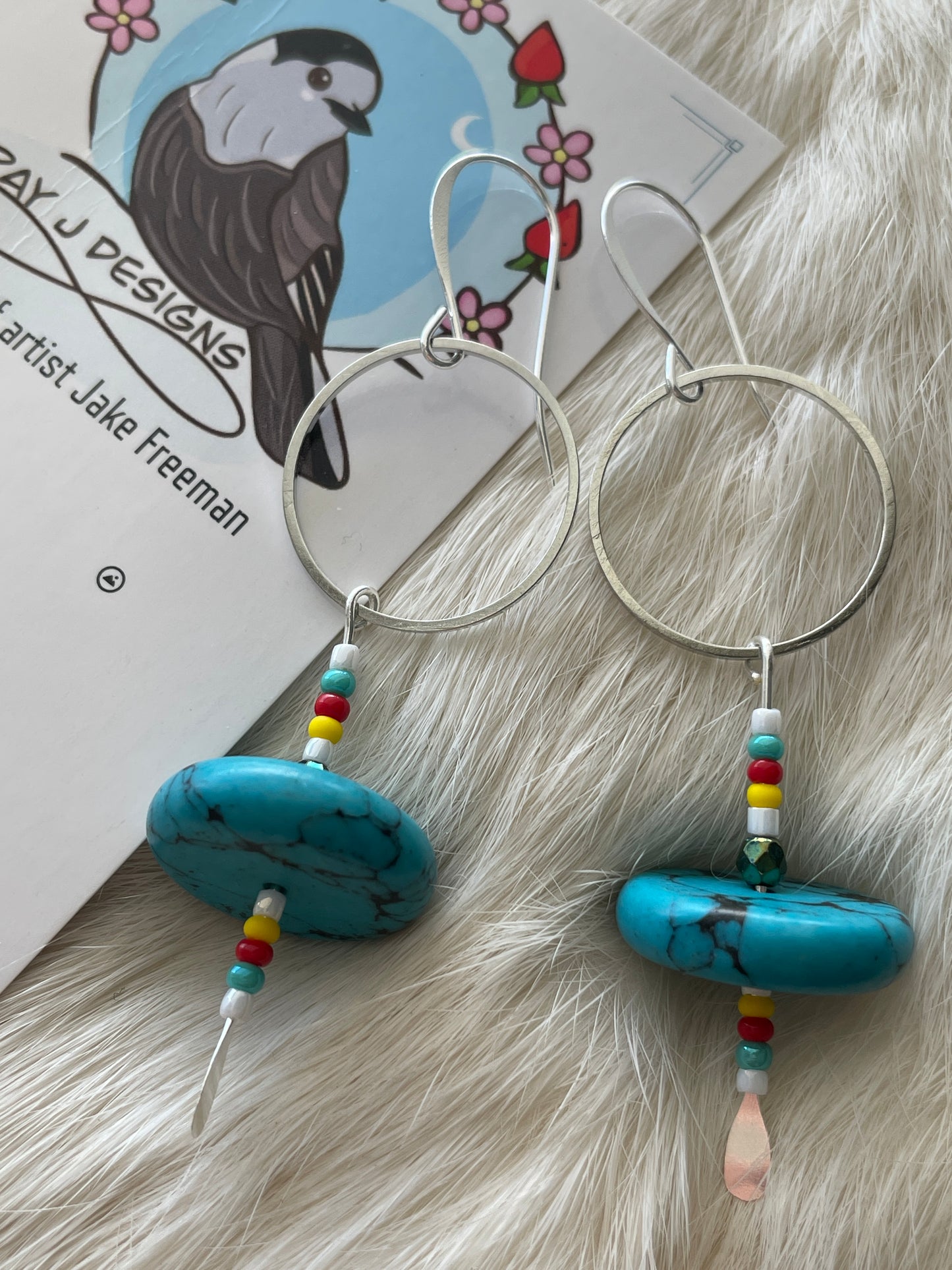 Turquoise circles