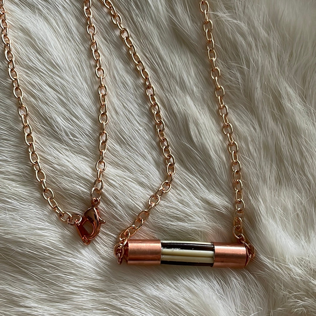 Quill pendant