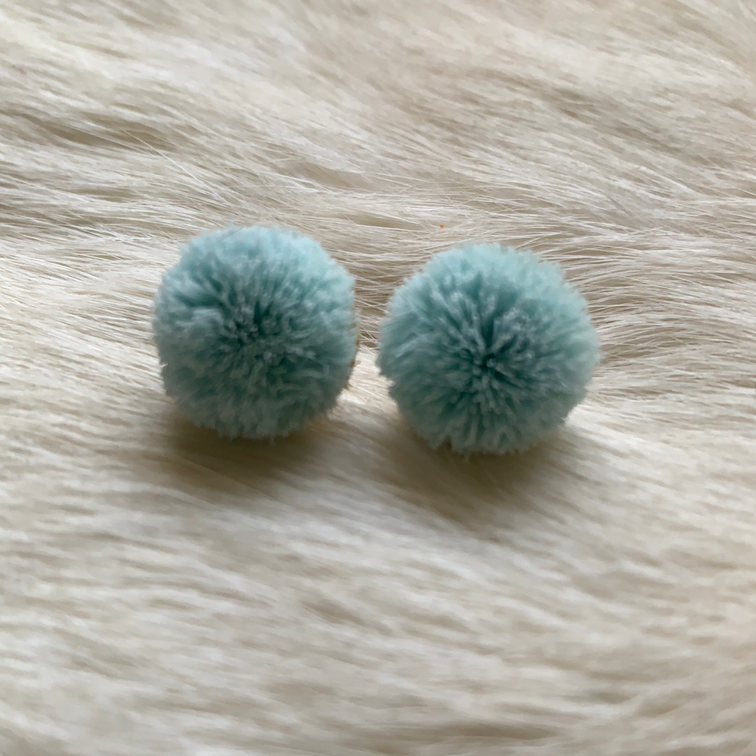 Caribou tuft stud earrings