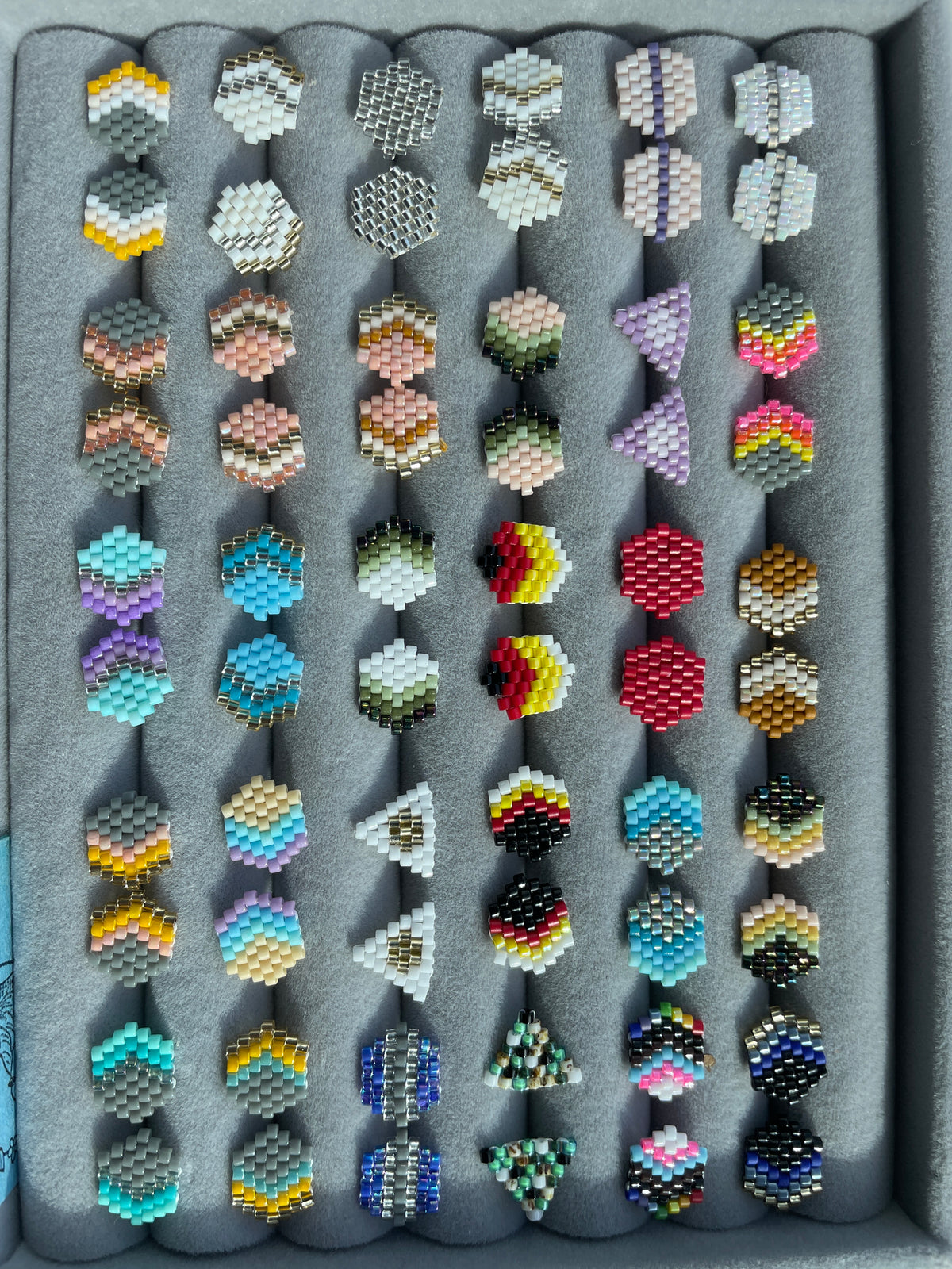 Delica studs