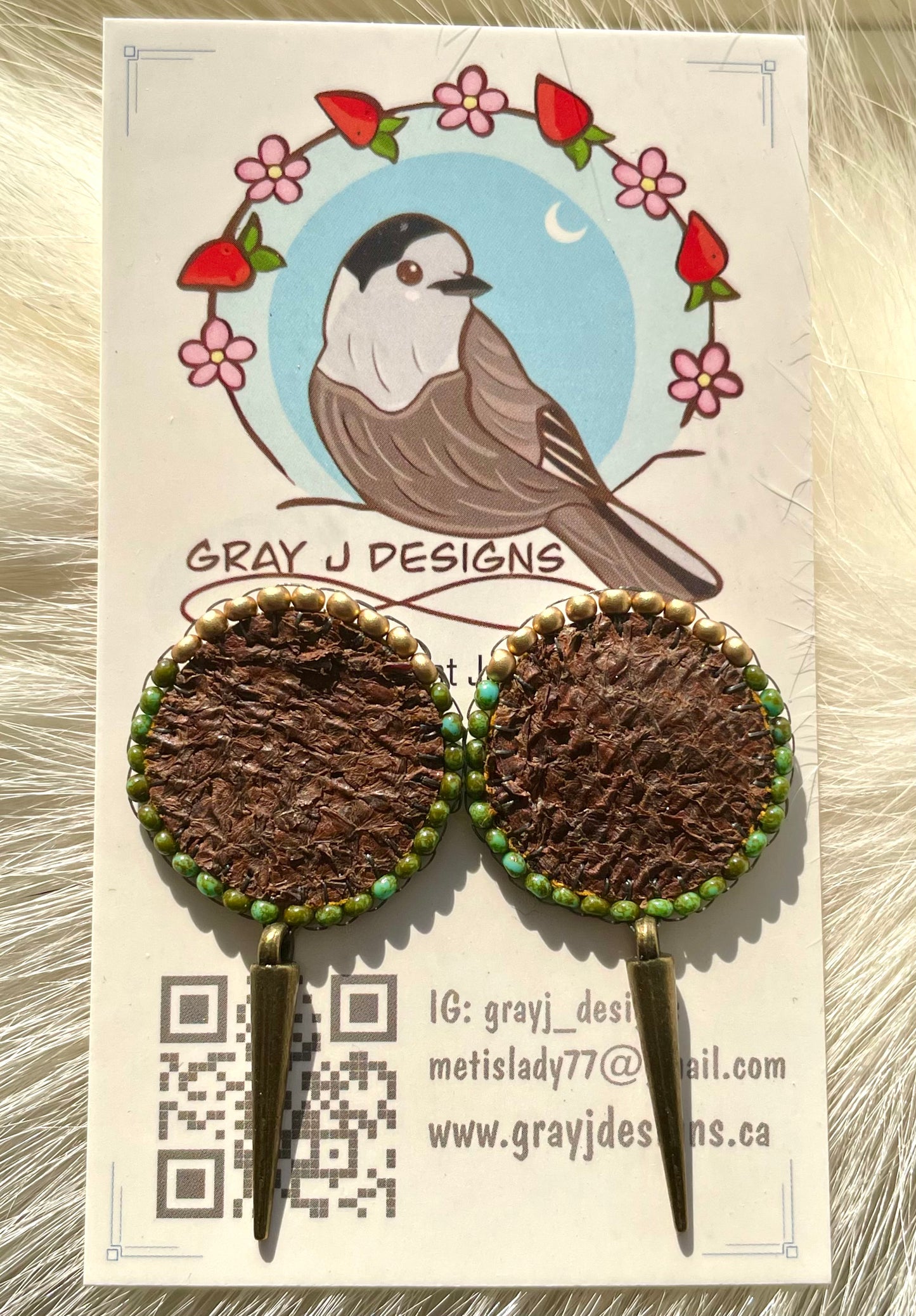 Fish skin leather studs