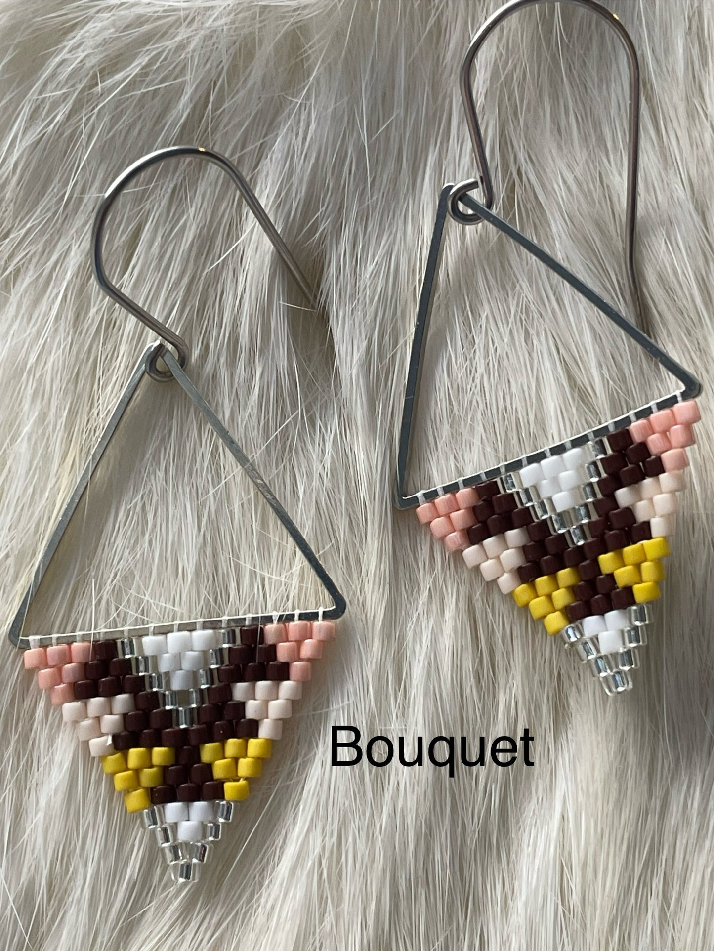 Petit triangles (earrings)