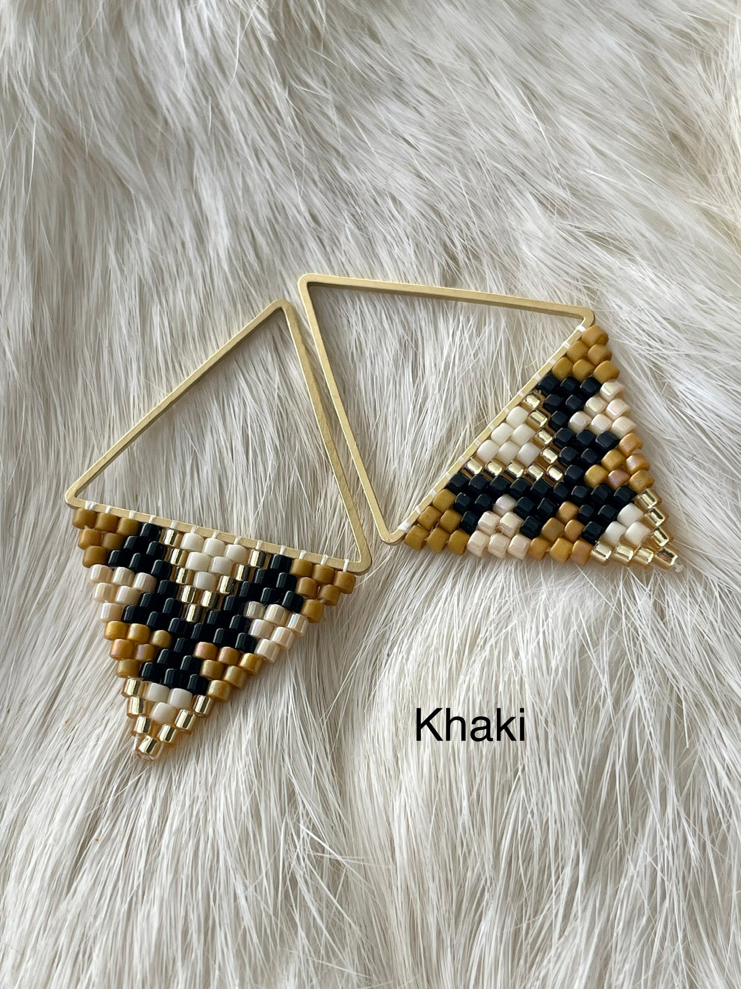 Petit triangles (earrings)