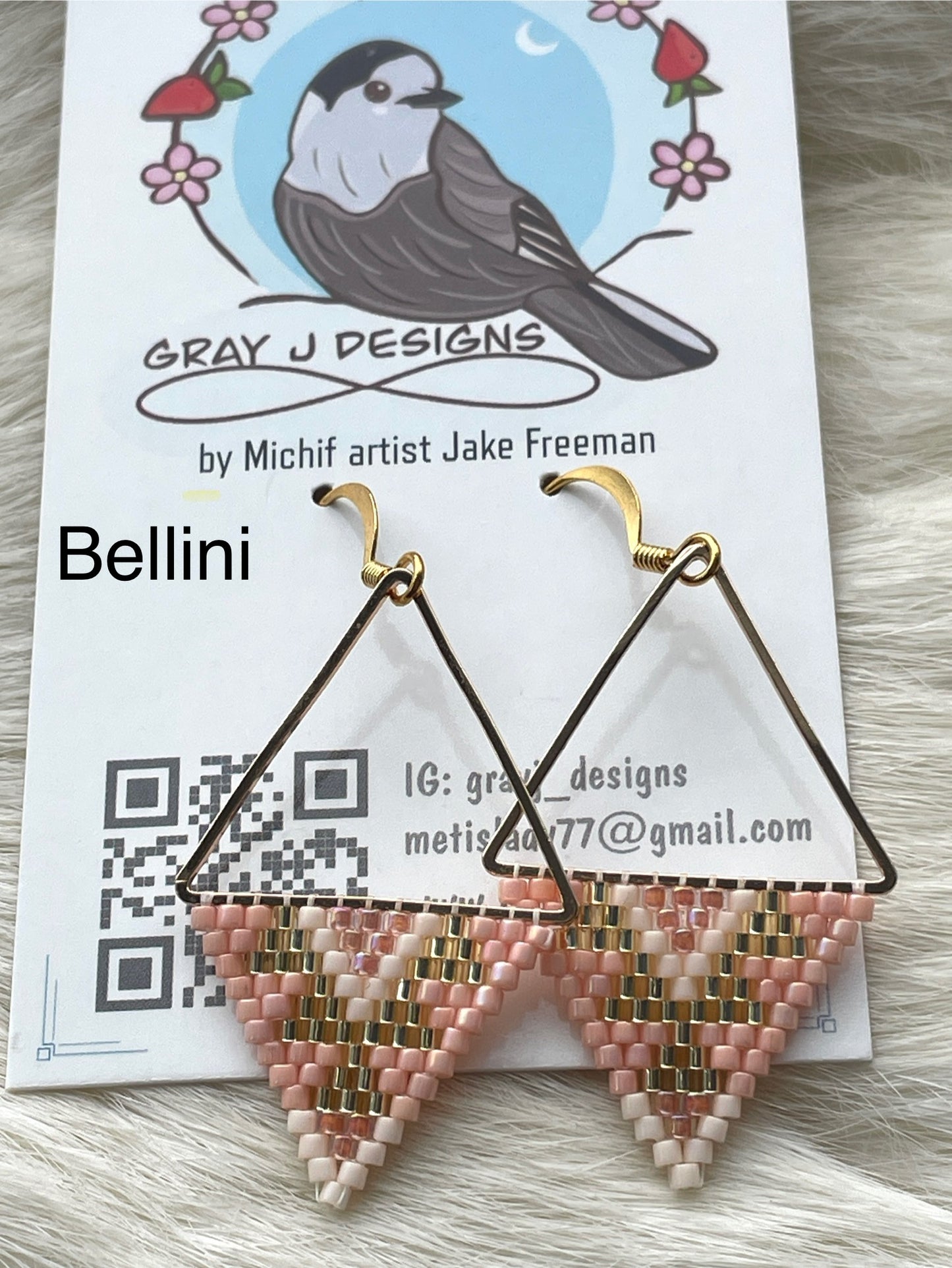 Petit triangles (earrings)
