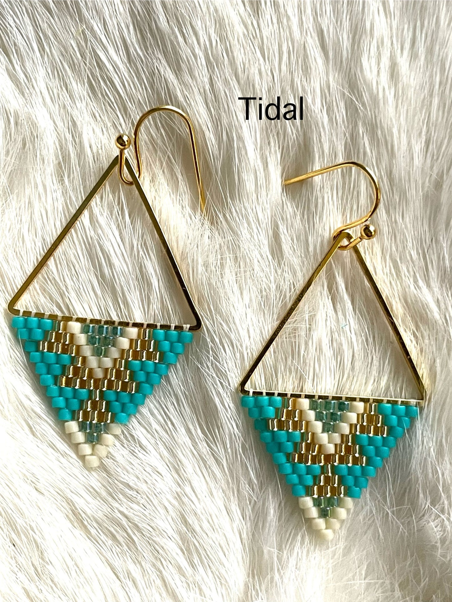 Petit triangles (earrings)