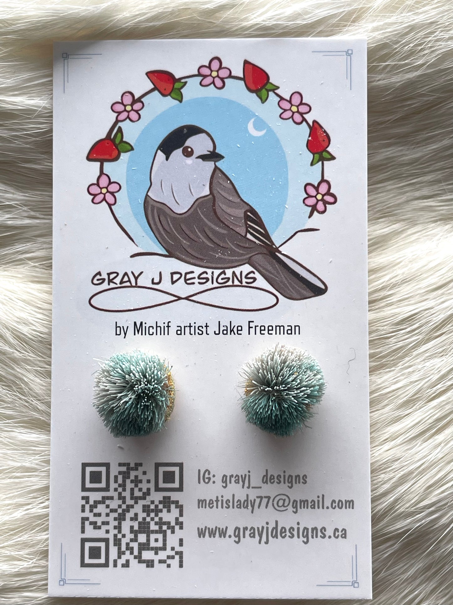Caribou tuft stud earrings