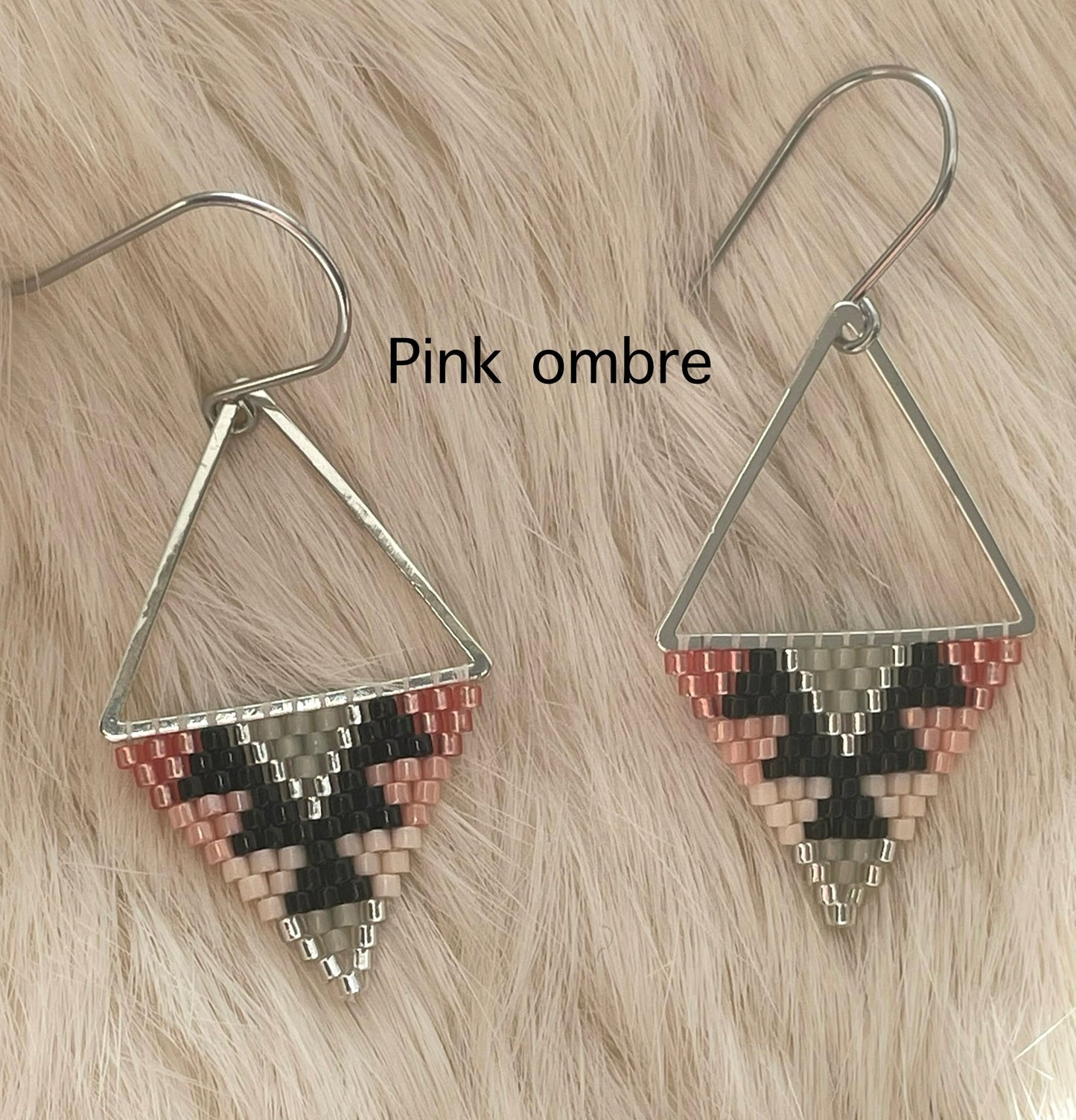 Petit triangles (earrings)