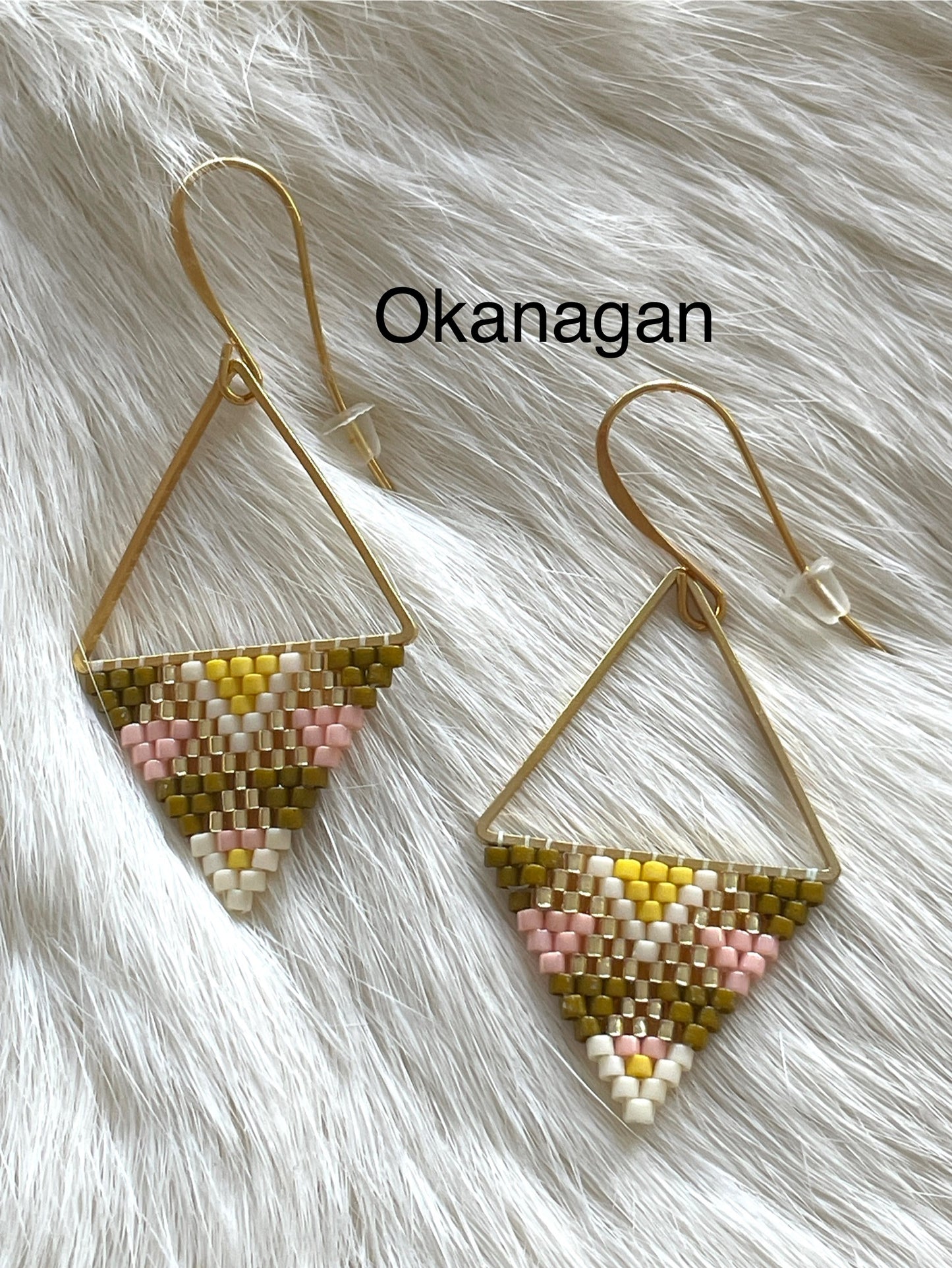 Petit triangles (earrings)