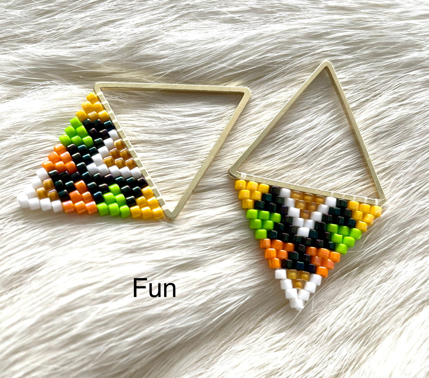 Petit triangles (earrings)