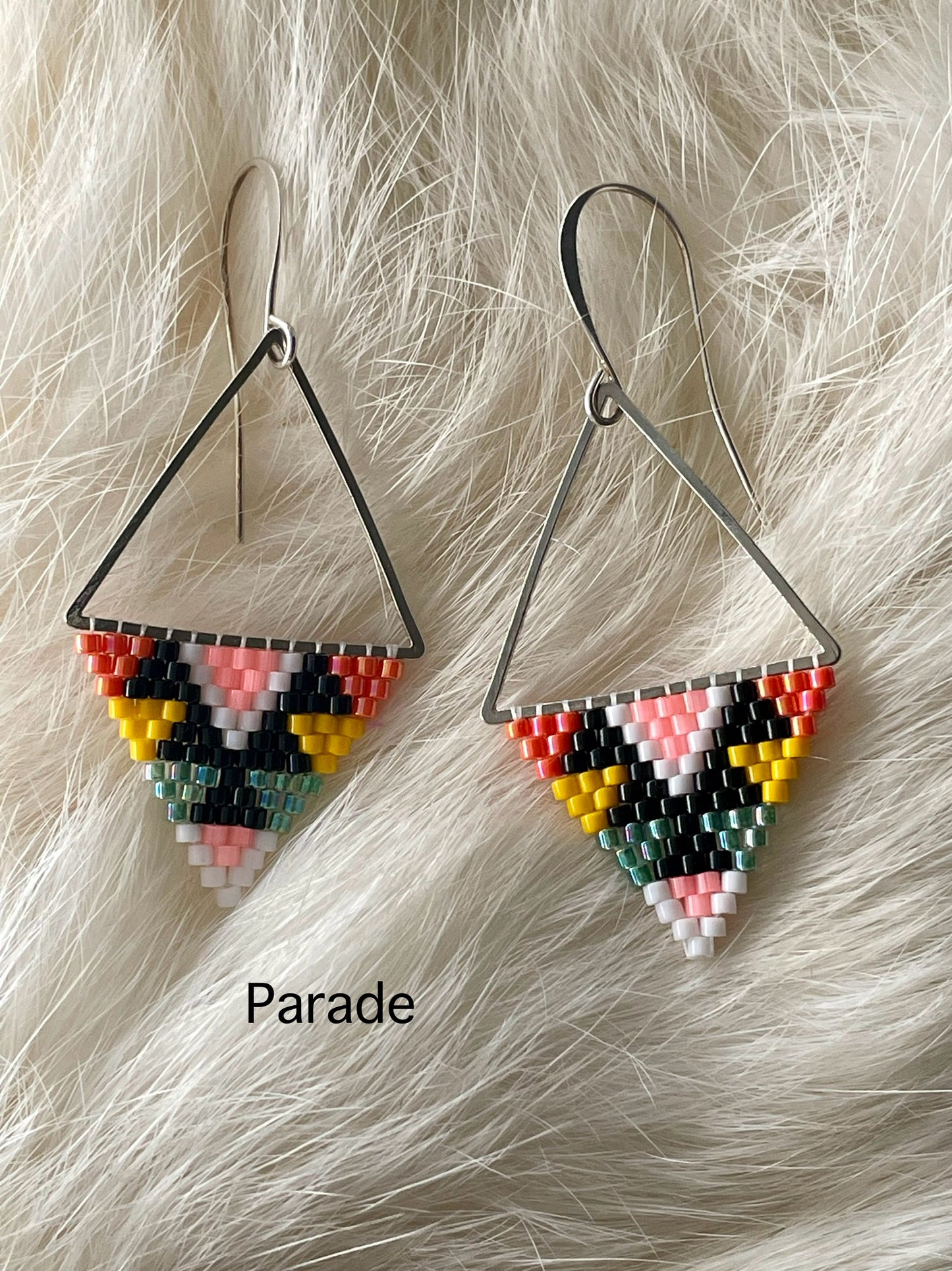 Petit triangles (earrings)