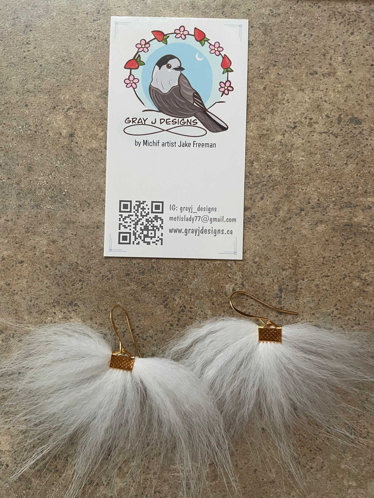 Arctic fox dangles