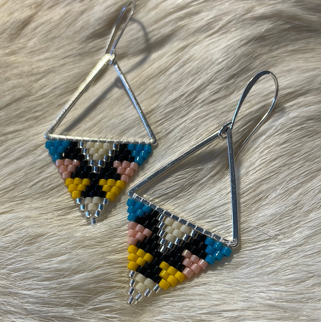 Petit triangles (earrings)