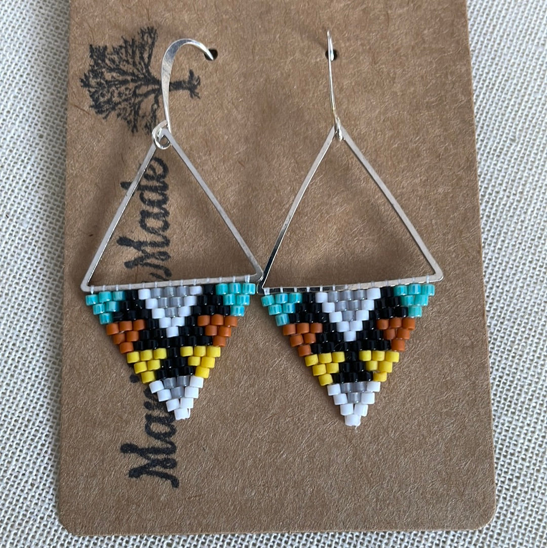 Petit triangles (earrings)