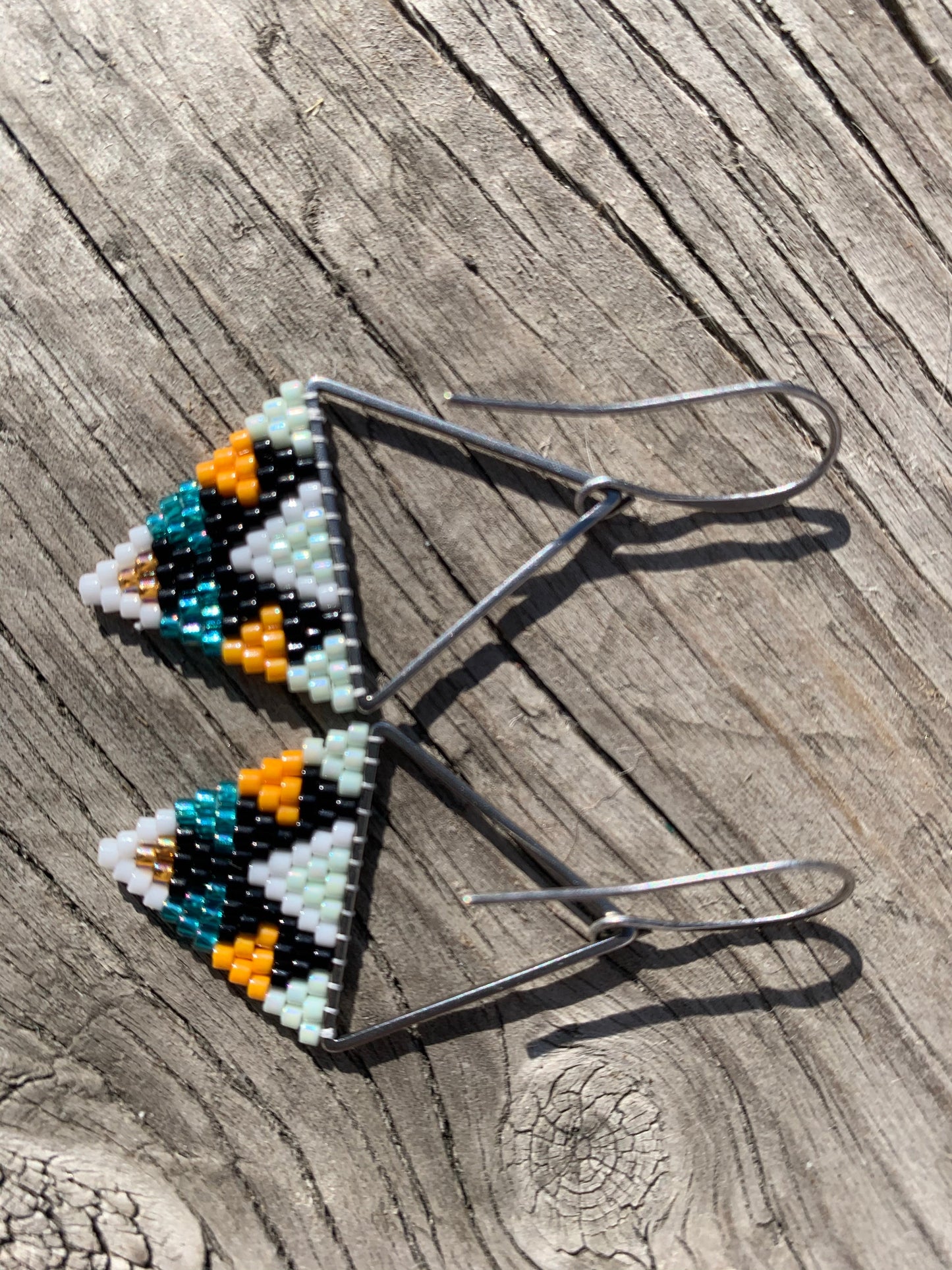 Petit triangles (earrings)