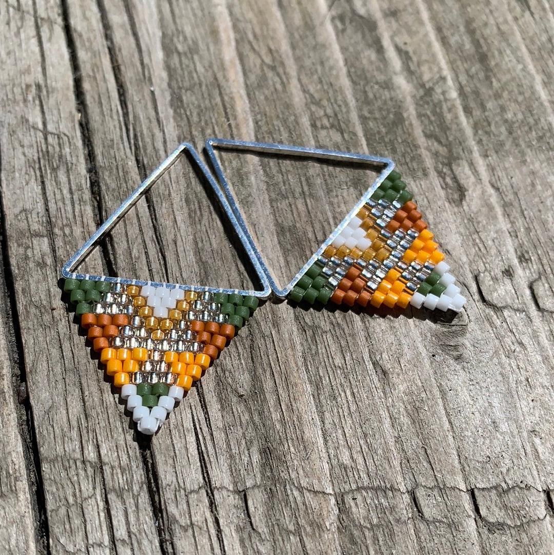 Petit triangles (earrings)