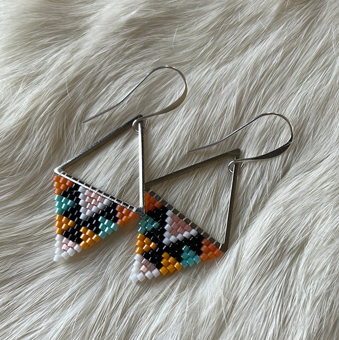 Petit triangles (earrings)