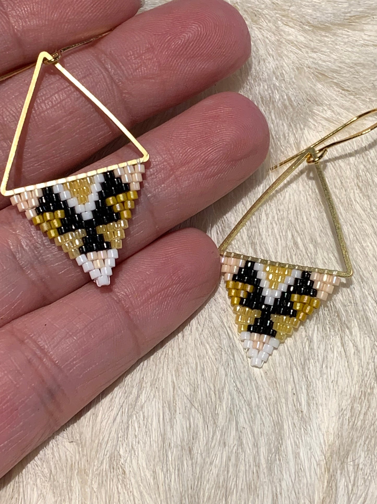 Petit triangles (earrings)