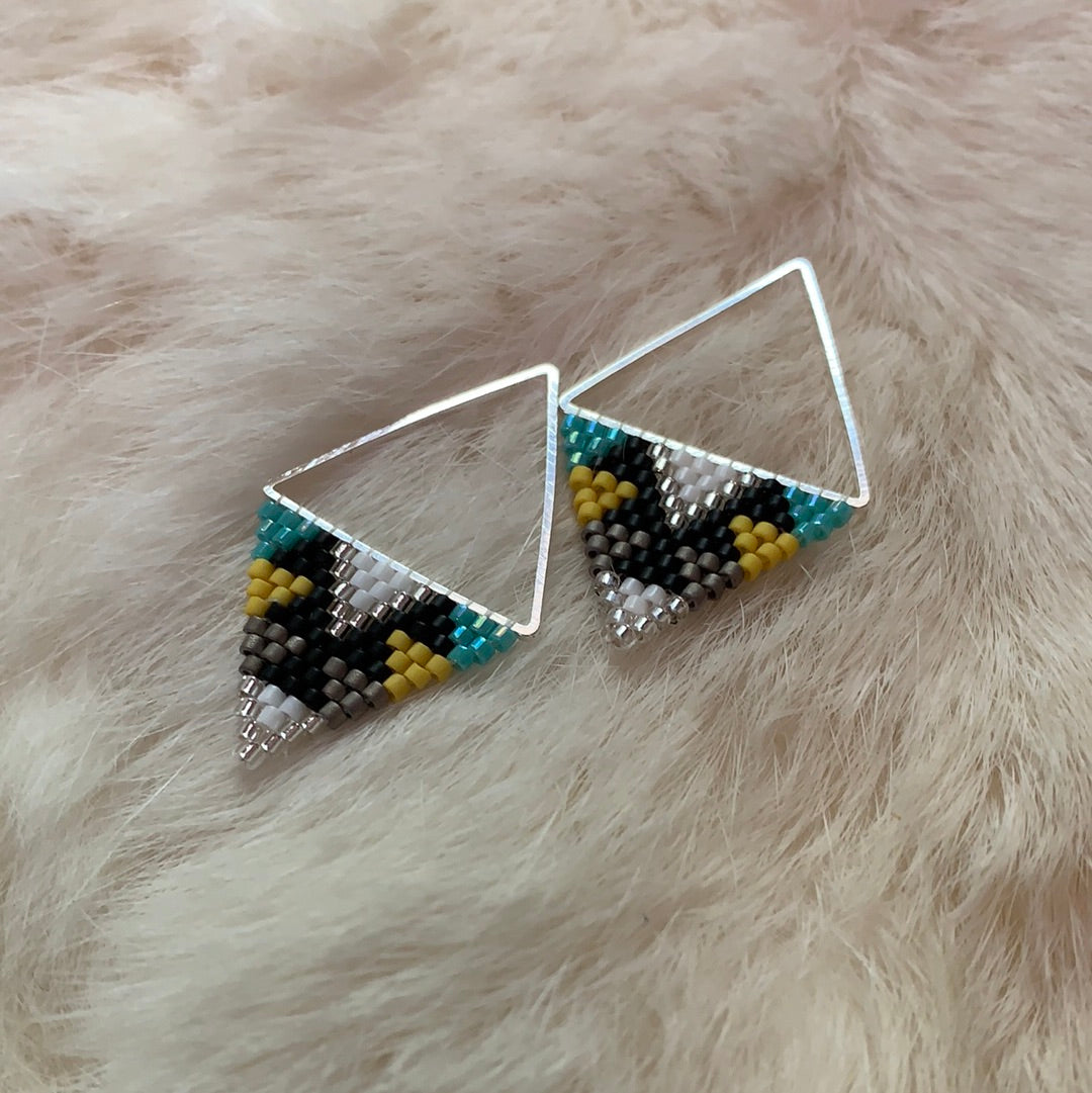 Petit triangles (earrings)